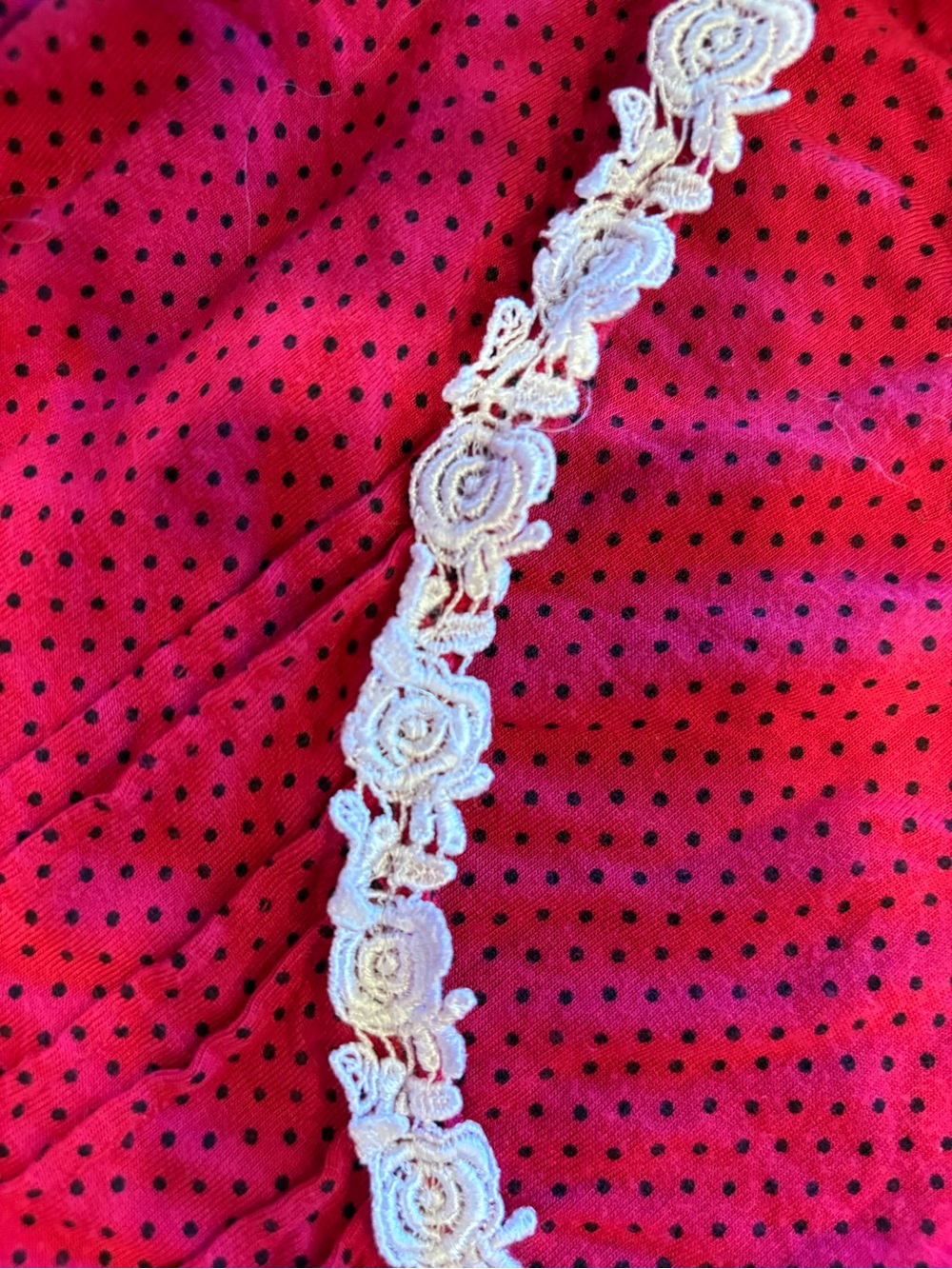 Eileen West Women's Size L Soft Red Lace-Trim Button Front Nightgown - Picture 5 of 7